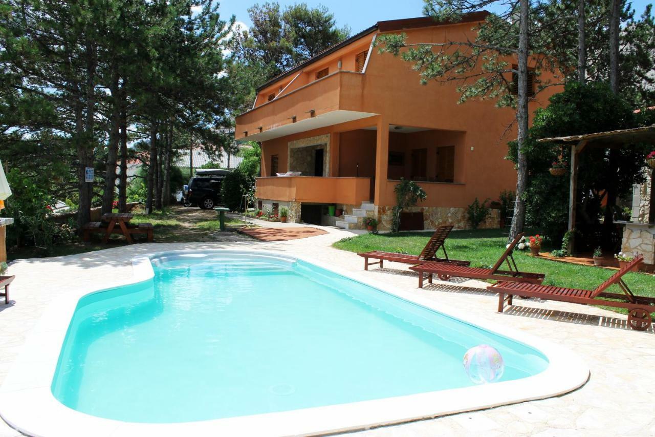 Lili I Apartmán